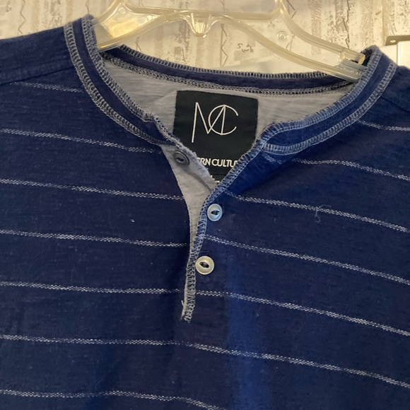 Men’s Size Large Modern Culture Striped Longsleeve Shirt - Picture 3 of 11